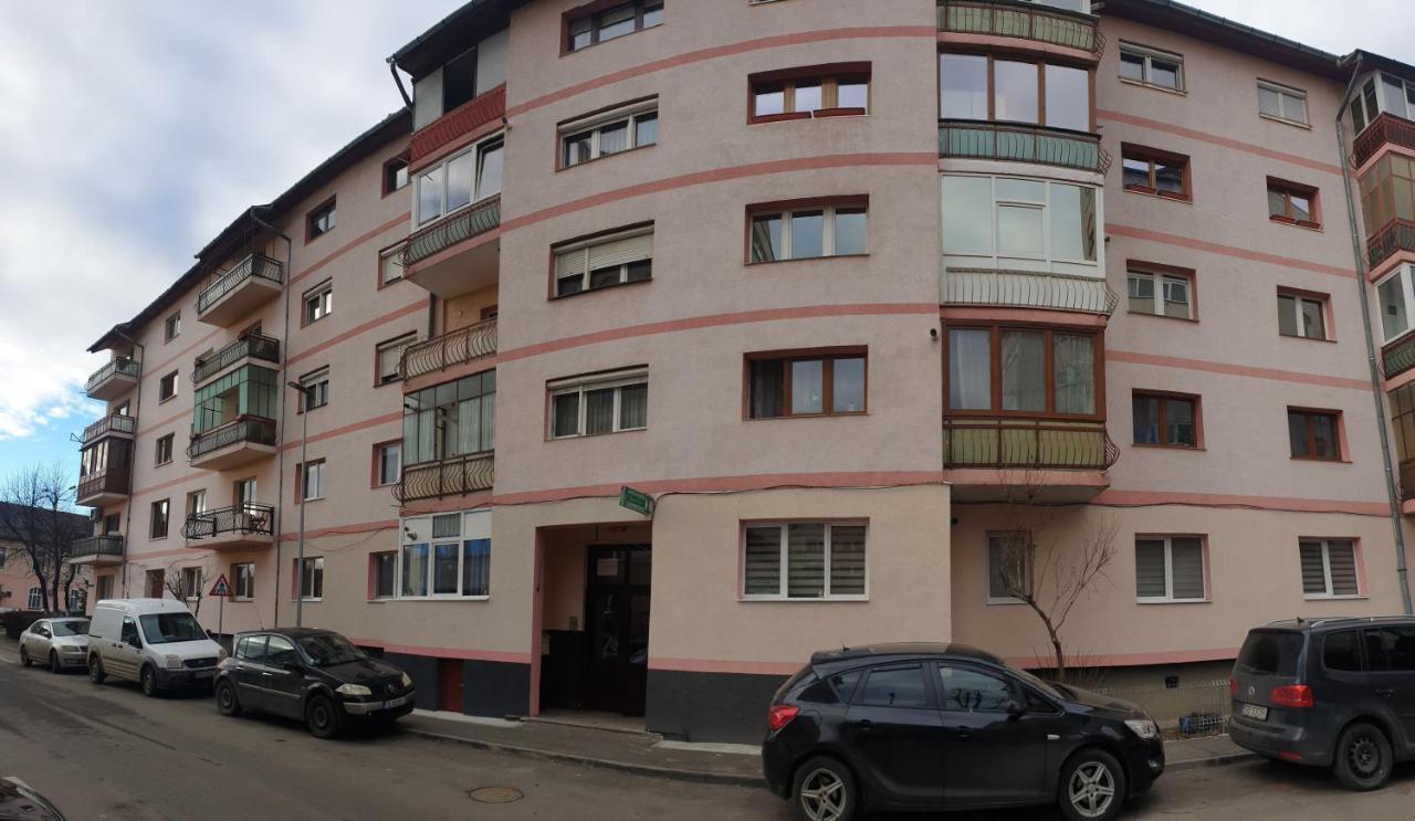 Apartament Central Iulia Sibiu Bagian luar foto