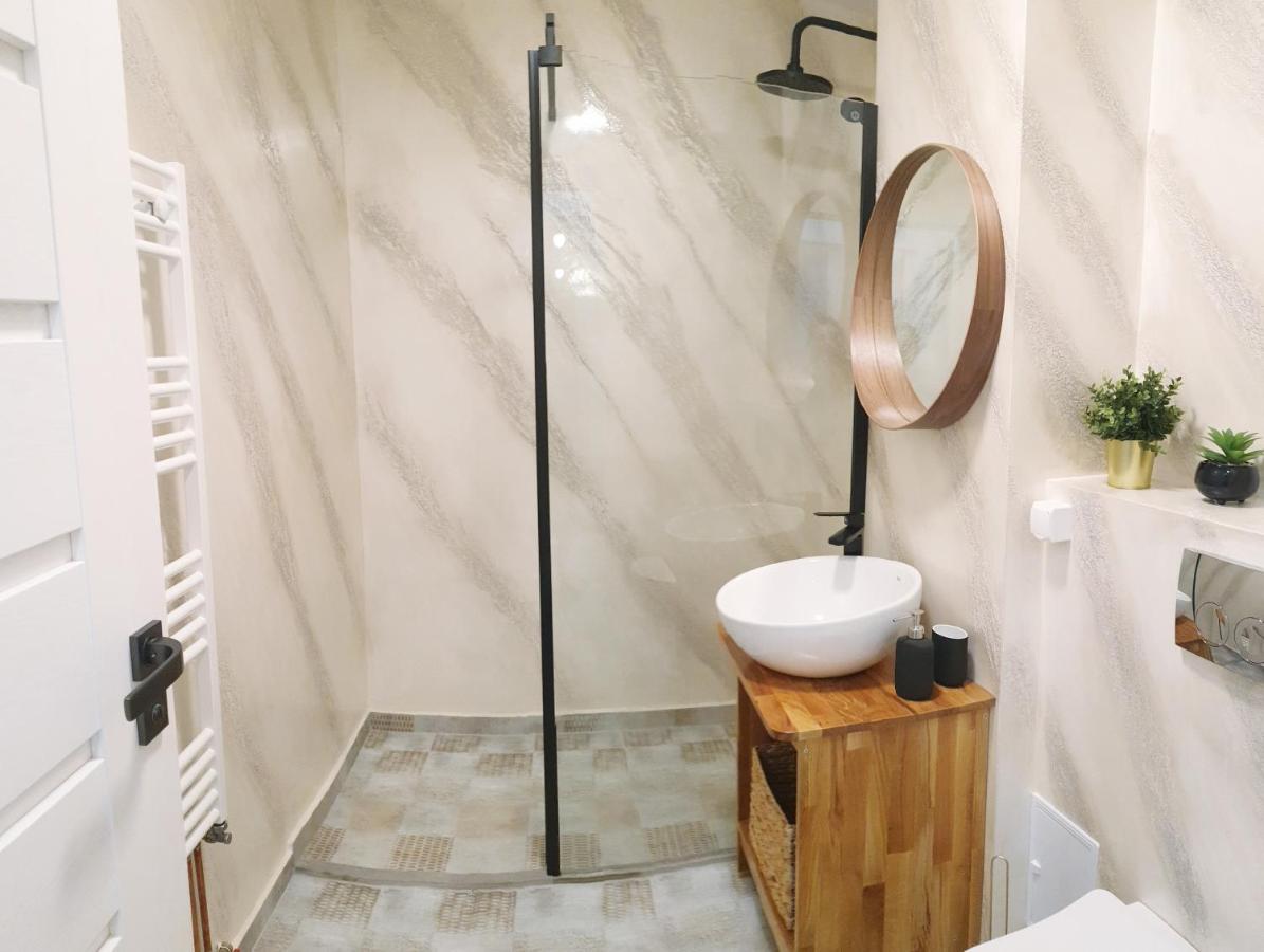 Apartament Central Iulia Sibiu Bagian luar foto
